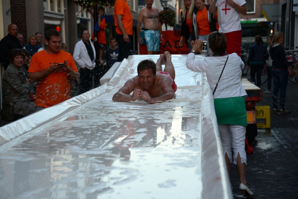 ../Images/Donderdag kermis 507.jpg